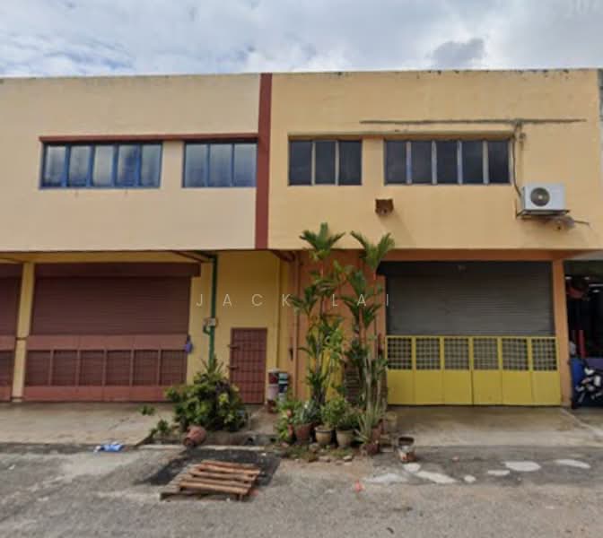 Kilang untuk Dijual di Taman Bukit Serdang (Seri Kembangan) - Jack Lai - Exterior - PropertyGuru.com.my