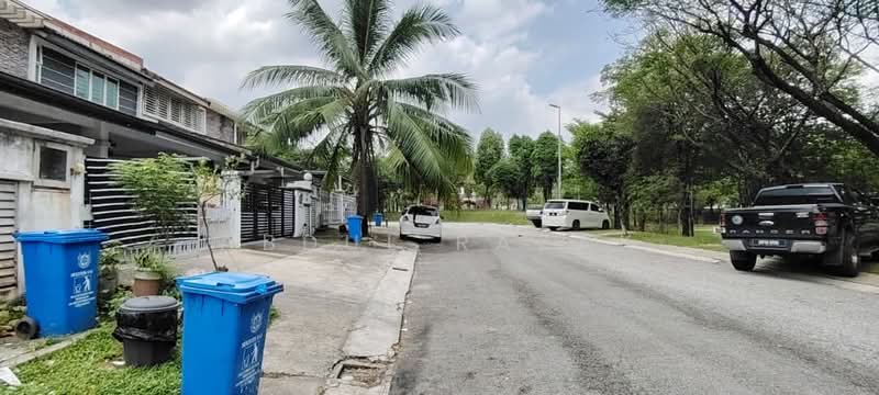 Terraced House for Sale in Shah Alam (Selangor) - Abdul Razak - Exterior - PropertyGuru.com.my
