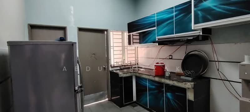 Terraced House for Sale in Shah Alam (Selangor) - Abdul Razak - Kitchen - PropertyGuru.com.my