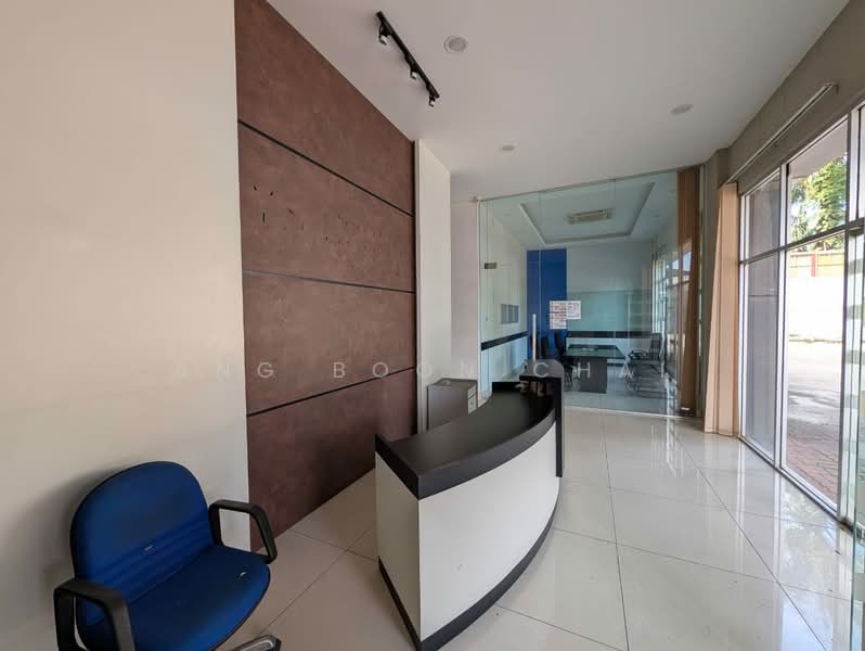 Detached Factory for Rent in Kelapa Sawit (Kulai) - Ang Boon Chai - Lobby - PropertyGuru.com.my