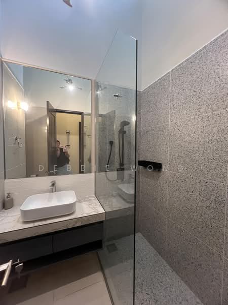 3-storey Terraced House for Rent in Mont Kiara (Kuala Lumpur) - Debbie Wong - Bathroom - PropertyGuru.com.my