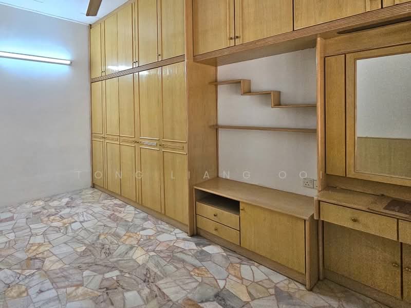 Rumah Teres 1 Tingkat untuk Dijual di Taman Green Lane (Jelutong) - Tong Liang Ooi - Bedroom - PropertyGuru.com.my