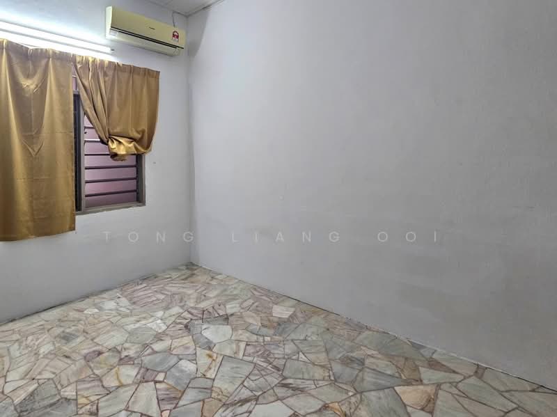 Rumah Teres 1 Tingkat untuk Dijual di Taman Green Lane (Jelutong) - Tong Liang Ooi - Interior - PropertyGuru.com.my