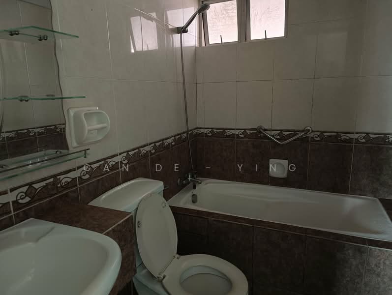 Condominium for Rent at Villa Makmur - Gan De - Ying - Bathroom - PropertyGuru.com.my