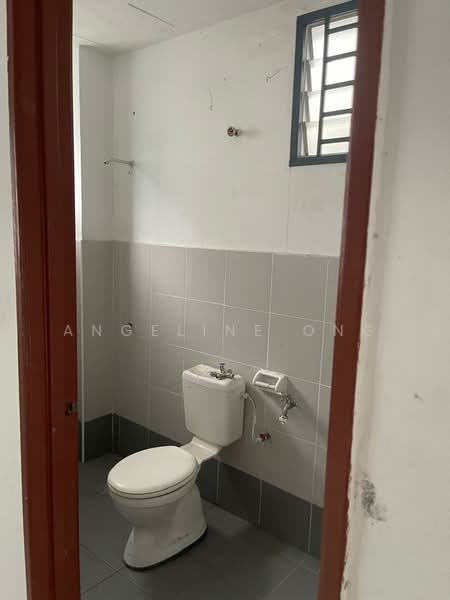Rumah Teres 2 Tingkat untuk Dijual di Pulai (Johor) - Angeline Ong - Bathroom - PropertyGuru.com.my