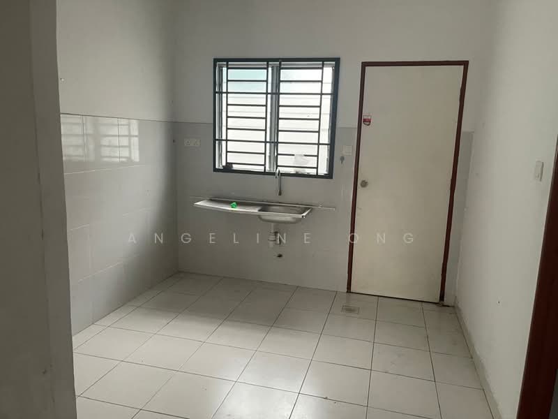 Rumah Teres 2 Tingkat untuk Dijual di Pulai (Johor) - Angeline Ong - Kitchen - PropertyGuru.com.my