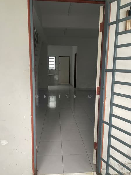 Rumah Teres 2 Tingkat untuk Dijual di Pulai (Johor) - Angeline Ong - Entrance - PropertyGuru.com.my