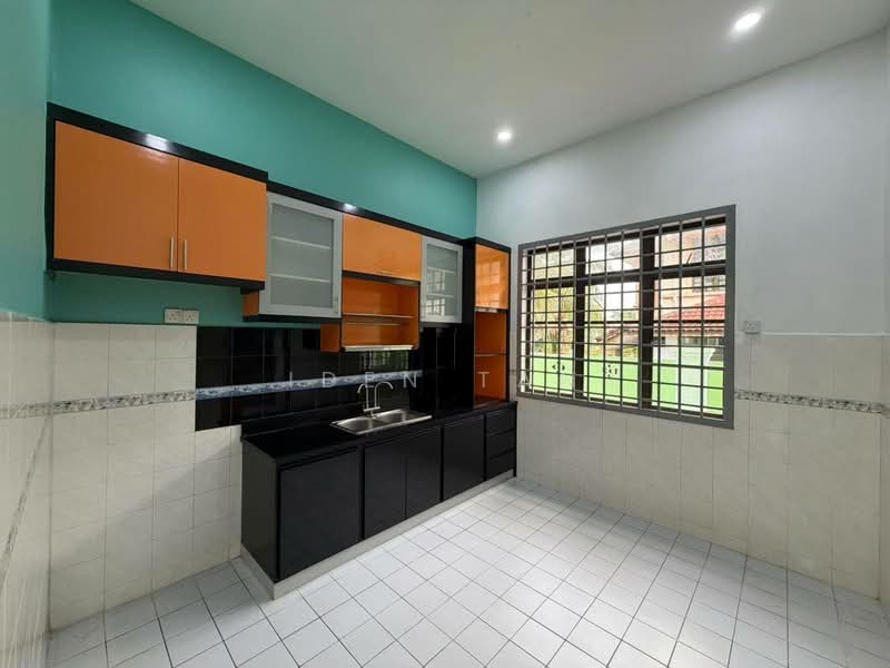 2-storey Terraced House for Sale in Bandar Seri Alam (Masai) - Iden Tan - Kitchen - PropertyGuru.com.my