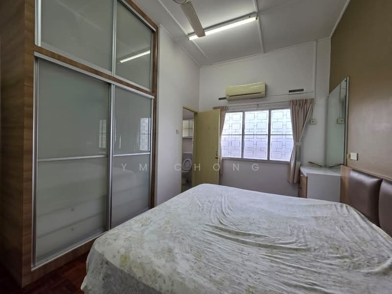 Rumah Teres 2 Tingkat untuk Disewa di Taman Sinn Semabok (Melaka City) - YM Chong - PropertyGuru.com.my