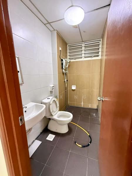 Servis Apartment untuk Dijual di Larkin Heights - Max Ng - PropertyGuru.com.my