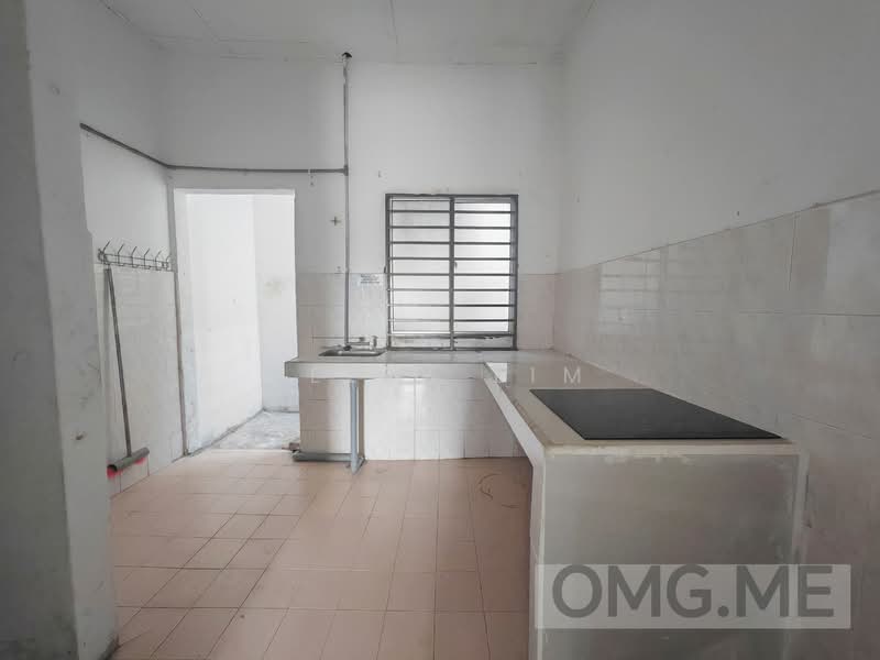 Pangsapuri untuk Dijual di Desa Idaman 2 Shop Apartment - Kelly Lim - PropertyGuru.com.my