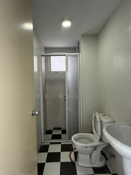 Condominium for Sale at Panorama Residences @ Batu Caves - PeiGee . - Bathroom - PropertyGuru.com.my