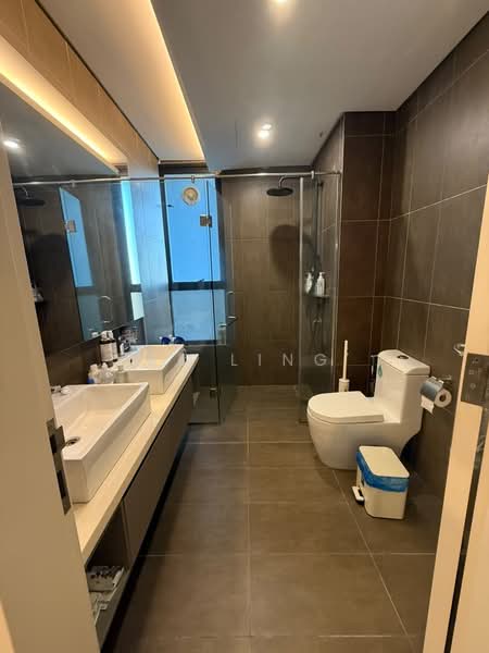 Kondominium untuk Dijual di The Rainz - EE Ling - Bathroom - PropertyGuru.com.my