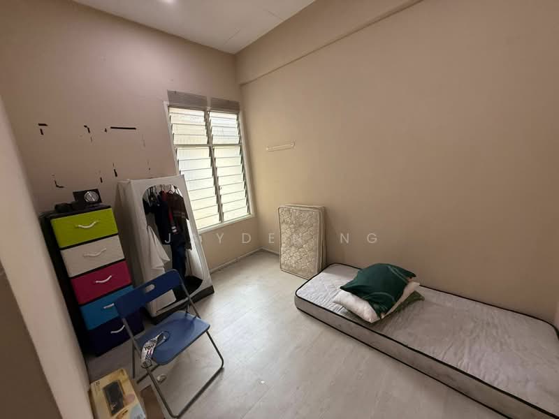 Rumah Flat untuk Dijual di Taman Maluri - Jayden Ng - Bedroom - PropertyGuru.com.my