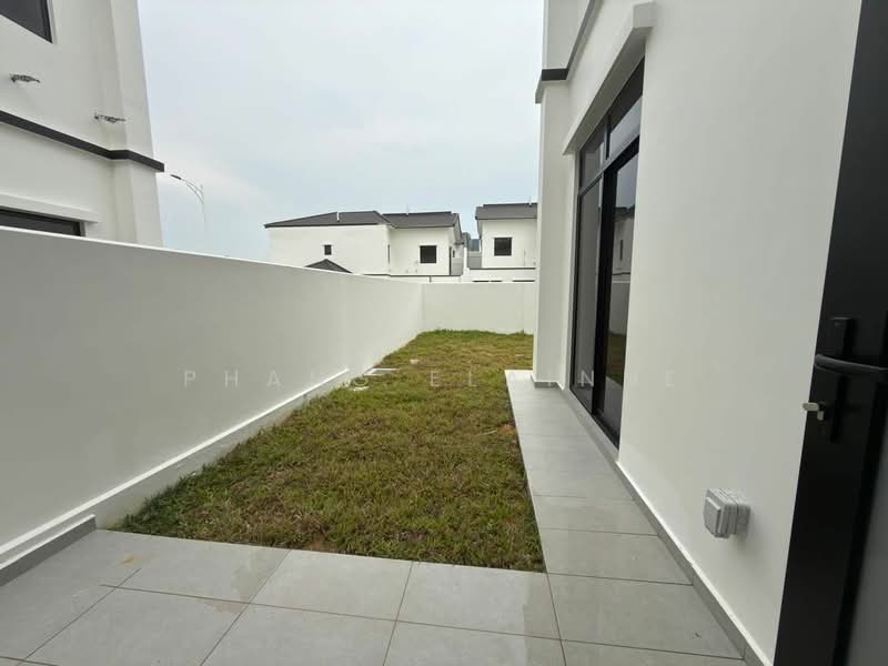 Rumah Kluster untuk Dijual di Eco Botanic (Iskandar Puteri (Nusajaya)) - Phang Elainne - Exterior - PropertyGuru.com.my