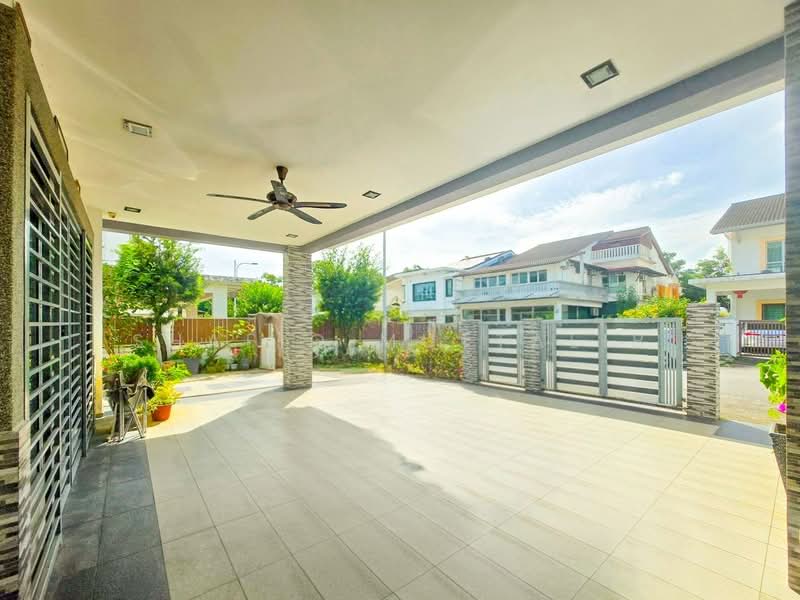 Semi-Detached House for Sale in Taman Saujana Emas (Kajang) - Shafiq Muttalib - Exterior - PropertyGuru.com.my