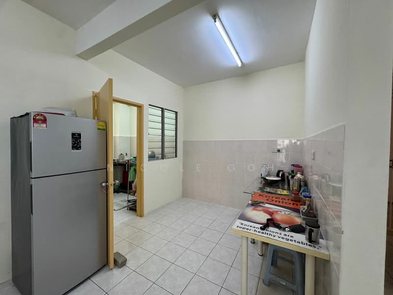 Condominium for Sale at Platinum Hill PV 3 - Nicole Goh - Kitchen - PropertyGuru.com.my