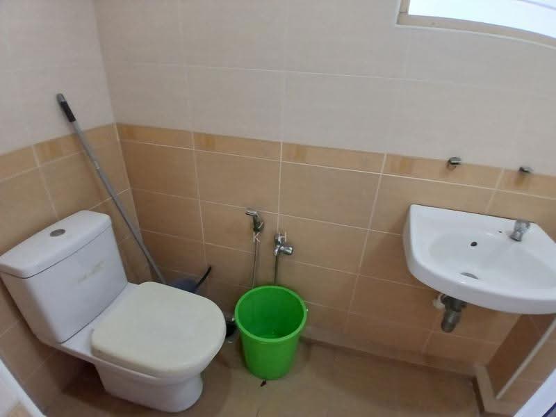 Apartment for Sale at Subang Perdana Goodyear Court 10 - KH Khoo - Bathroom - PropertyGuru.com.my