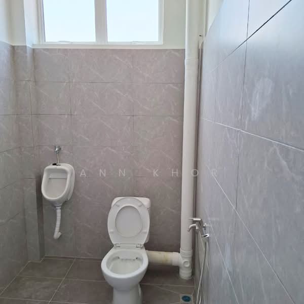 Shop / Office for Rent in Kampung Jalan Baru (Perai) - Ann Khor - Bathroom - PropertyGuru.com.my