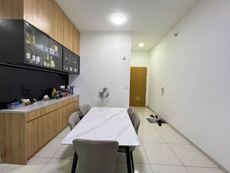 Service Residence for Sale at The Cruise Residence - Jing Xiong Lim - Dining Room - PropertyGuru.com.my