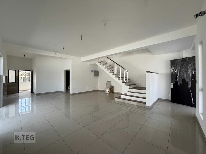 2-storey Terraced House for Sale in Klang (Selangor) - Alex Lee - Living Room - PropertyGuru.com.my