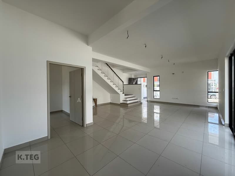 2-storey Terraced House for Sale in Klang (Selangor) - Alex Lee - Living Room - PropertyGuru.com.my