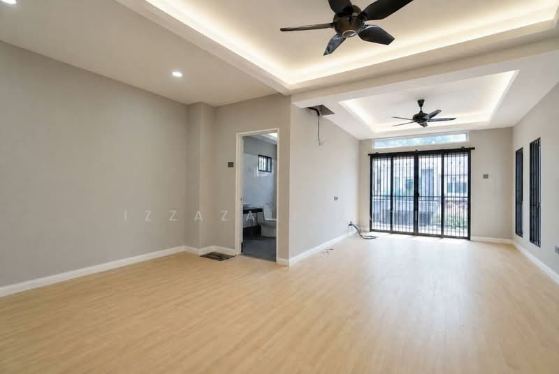 Semi-Detached House for Sale in Taman Cemerlang (Gombak) - Izzaza Izzati - Living Room - PropertyGuru.com.my