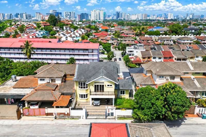 Semi-Detached House for Sale in Taman Cemerlang (Gombak) - Izzaza Izzati - Exterior - PropertyGuru.com.my