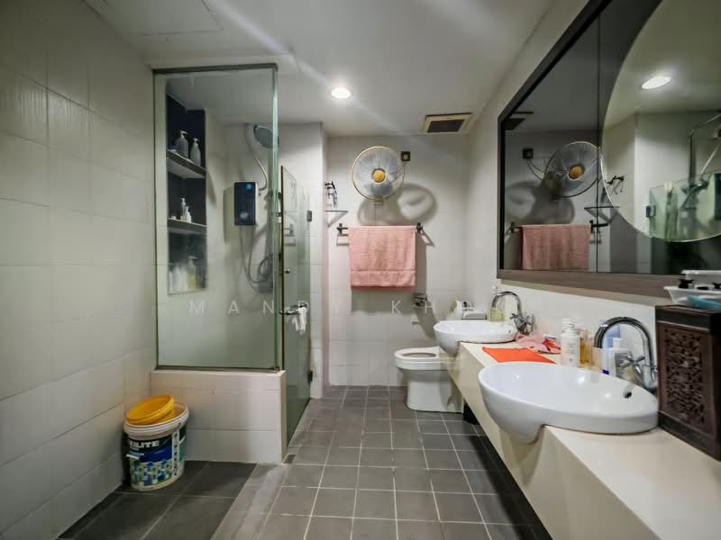 Semi-Detached House for Sale in Gombak (Selangor) - Mandy Khoo - Bathroom - PropertyGuru.com.my