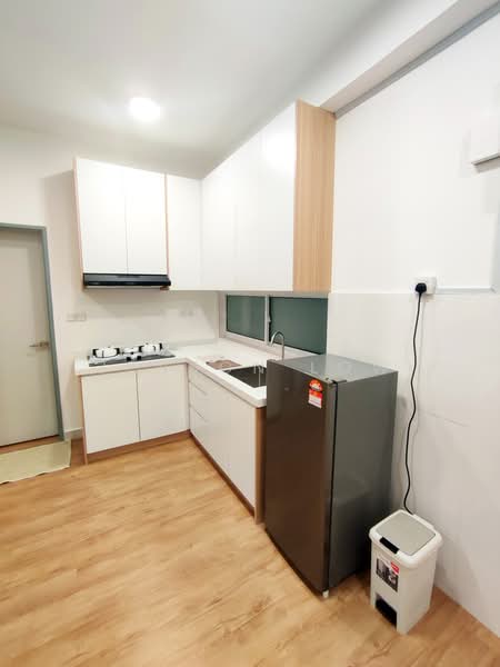 Service Residence for Sale at Pinnacle Sri Petaling - Jenson Low - Kitchen - PropertyGuru.com.my