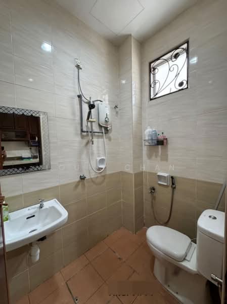 Rumah Teres 2 Tingkat untuk Dijual di Klang (Selangor) - Louis Chan - Bathroom - PropertyGuru.com.my