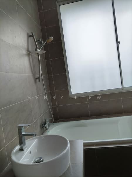 Semi-Detached House for Sale in Cyberjaya (Selangor) - Henry Liew - Bathroom - PropertyGuru.com.my