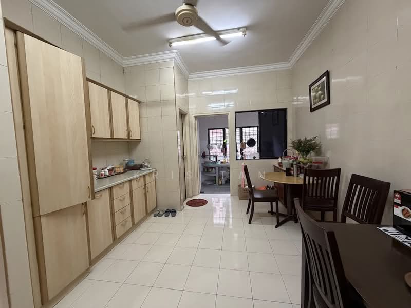 Terraced House for Sale in Bandar Sungai Long (Selangor) - Kris Tan - Kitchen - PropertyGuru.com.my