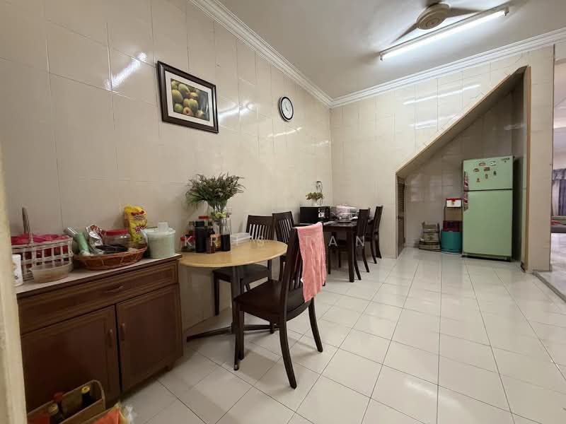 Terraced House for Sale in Bandar Sungai Long (Selangor) - Kris Tan - Dining Room - PropertyGuru.com.my