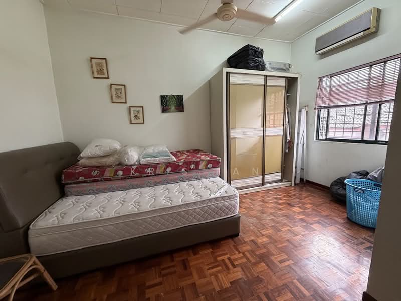 Terraced House for Sale in Bandar Sungai Long (Selangor) - Kris Tan - Bedroom - PropertyGuru.com.my