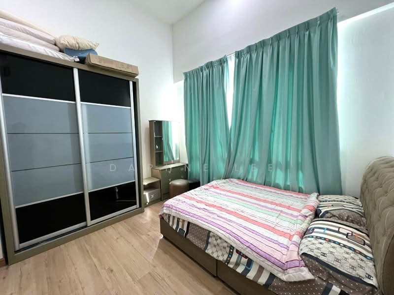Service Residence for Rent at D'carlton (Residensi Seri Mega) - Daphne Lee - Bedroom - PropertyGuru.com.my