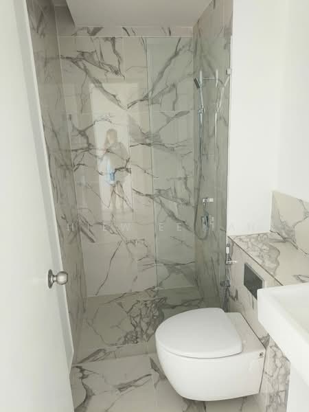 Service Residence for Sale at Lumi Tropicana - Chiew Ee Tan - Bathroom - PropertyGuru.com.my