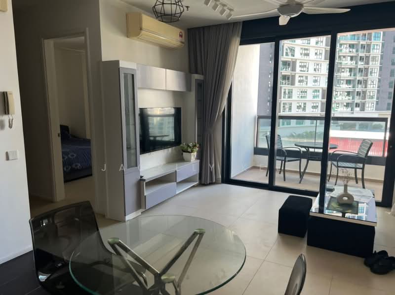 Servis Apartment untuk Dijual di Arcoris Residences - Jacklly Kee - Living Room - PropertyGuru.com.my