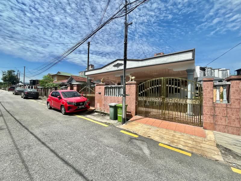 Rumah Banglo untuk Dijual di Desa Pandan (Ampang) - Noraini Dahan - Exterior - PropertyGuru.com.my