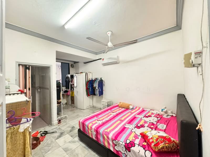 2-storey Terraced House for Sale in Taman Desa Cemerlang (Ulu Tiram) - Alicia Voon - PropertyGuru.com.my