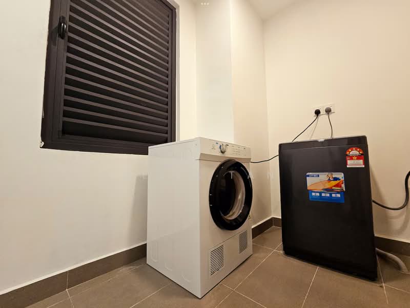Service Residence for Sale at Vista Tiara (MBW Bay) - Bella Tan - Interior - PropertyGuru.com.my