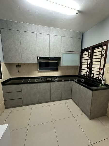 Pangsapuri untuk Dijual di Larkin Residence (Phase One) - Jack Ching - Kitchen - PropertyGuru.com.my