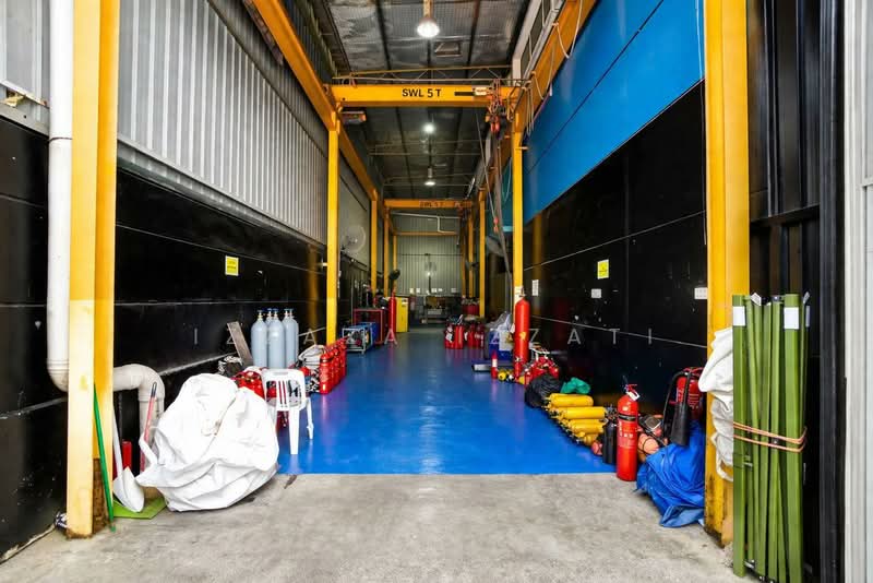 Factory for Sale in Tampoi (Johor) - Izzaza Izzati - Interior - PropertyGuru.com.my