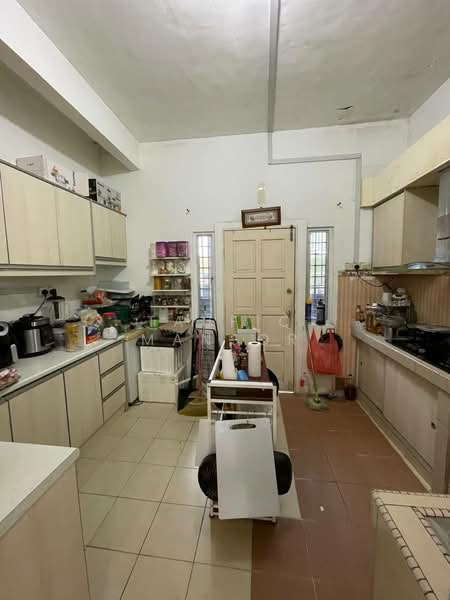 2-storey Terraced House for Sale in Ampang Jaya (Ampang) - Taufiq Tam - Kitchen - PropertyGuru.com.my