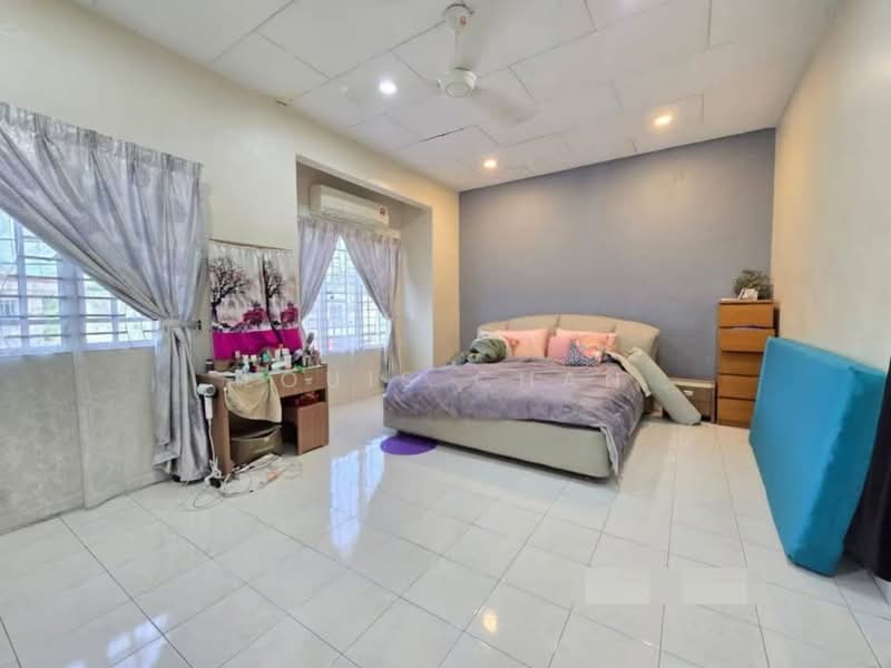 Rumah Berkembar untuk Dijual di Klang (Selangor) - Louis Chan - Bedroom - PropertyGuru.com.my