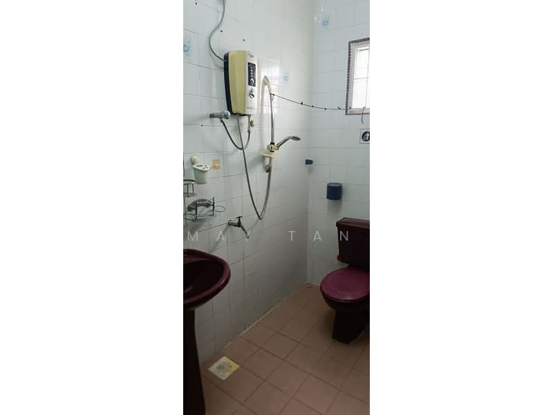 Semi-Detached House for Sale in Taman Titiwangsa (Kluang) - May Tan - PropertyGuru.com.my