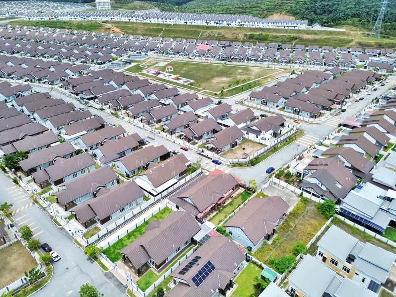 Bungalow for Sale in Taman Senawang Perdana (Senawang) - Herman Sazwan Nor Rahim - Exterior - PropertyGuru.com.my