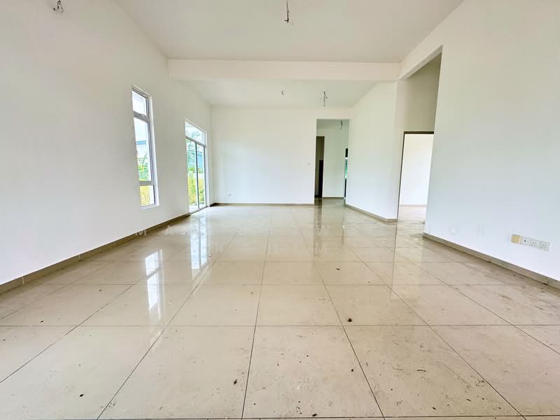 Bungalow for Sale in Taman Senawang Perdana (Senawang) - Herman Sazwan Nor Rahim - Living Room - PropertyGuru.com.my