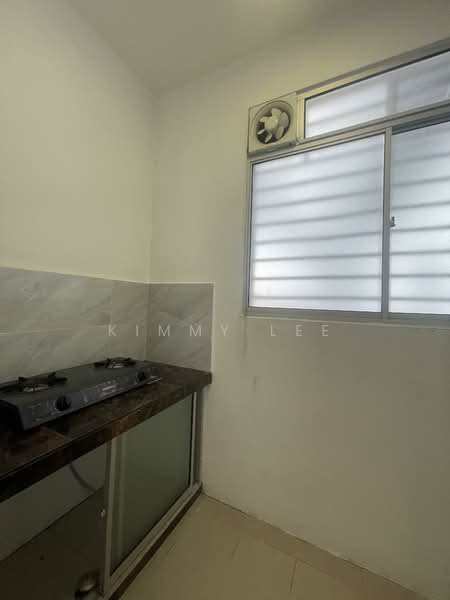 Kondominium untuk Disewa di Residensi Permai - Kimmy Lee - Kitchen - PropertyGuru.com.my