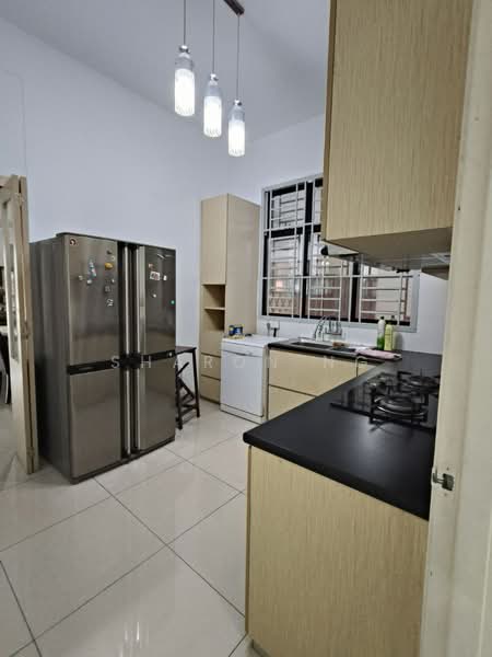 Rumah Kluster untuk Dijual di Taman Setia Indah (Tebrau) - Sharon Ng - Kitchen - PropertyGuru.com.my